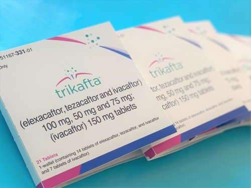 Лекот „Трикафта“ за цистична фиброза пристигна на Клиниката за детски .
