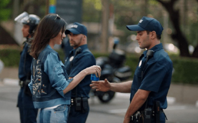 Реклама на Pepsi ги обедини Американците: Сите ја мразат